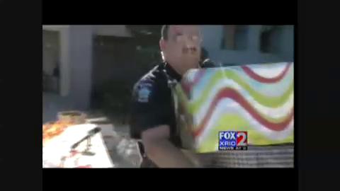 Mission Police Give away Turkeys for Thanksgiving