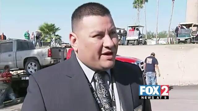 Divers Recover Vehicle Connected to Pursuit