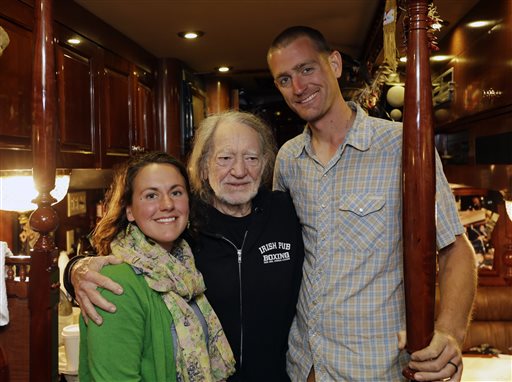 Willie Nelson, Cara Fraver,  Luke Deikis
