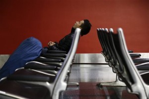 Storm interfering with Holiday Travel on East Coast item-thumbnail