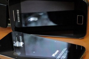 Jury set to decide how much Samsung owes Apple item-thumbnail