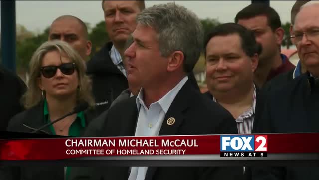 Proposal Calls for Creation of Additional Border Fence item-thumbnail