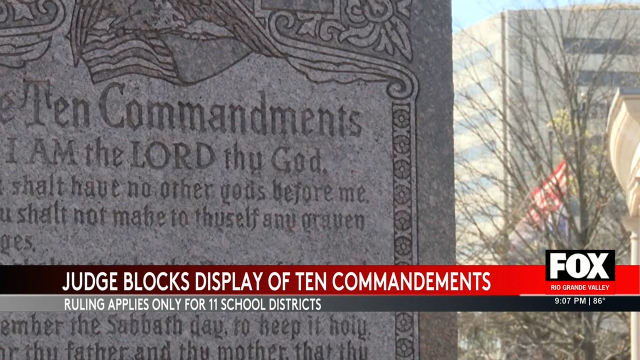 Texas Federal Judge Blocks Ten Commandments Display Law in Schools