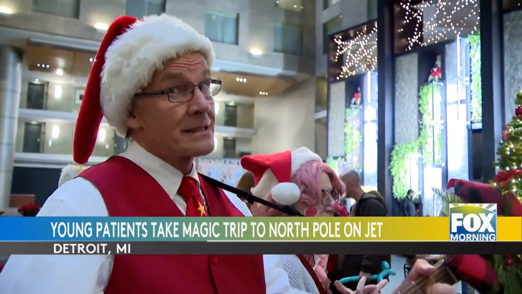 Santa Claus Makes a Heartwarming Surprise with North Pole Flight for Hospitalized Kids