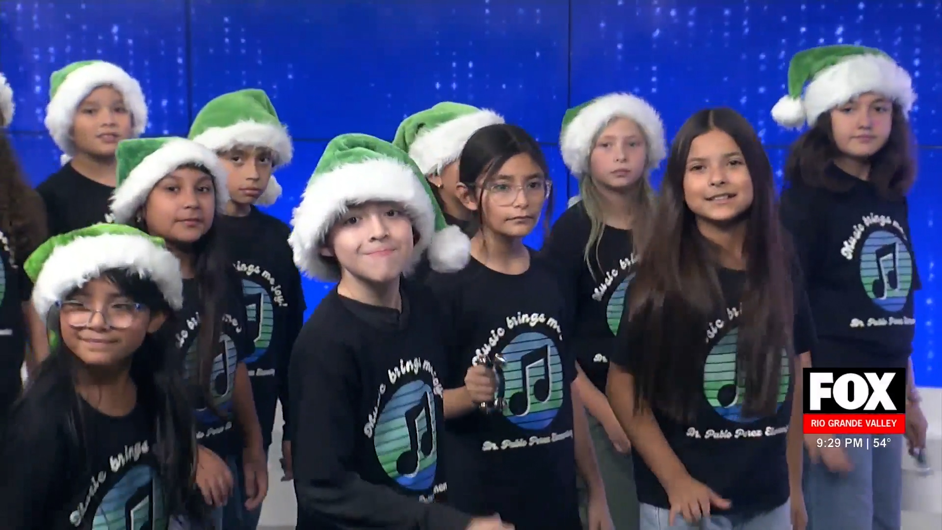 Heartwarming Performance by Dr. Pablo Perez Elementary Students Instantly Captivates Holiday Spirits