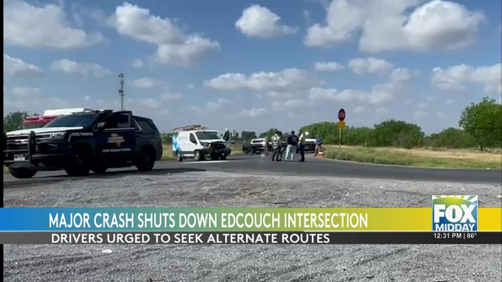 Traffic Chaos In Edcouch Following Major Crash Edcouch