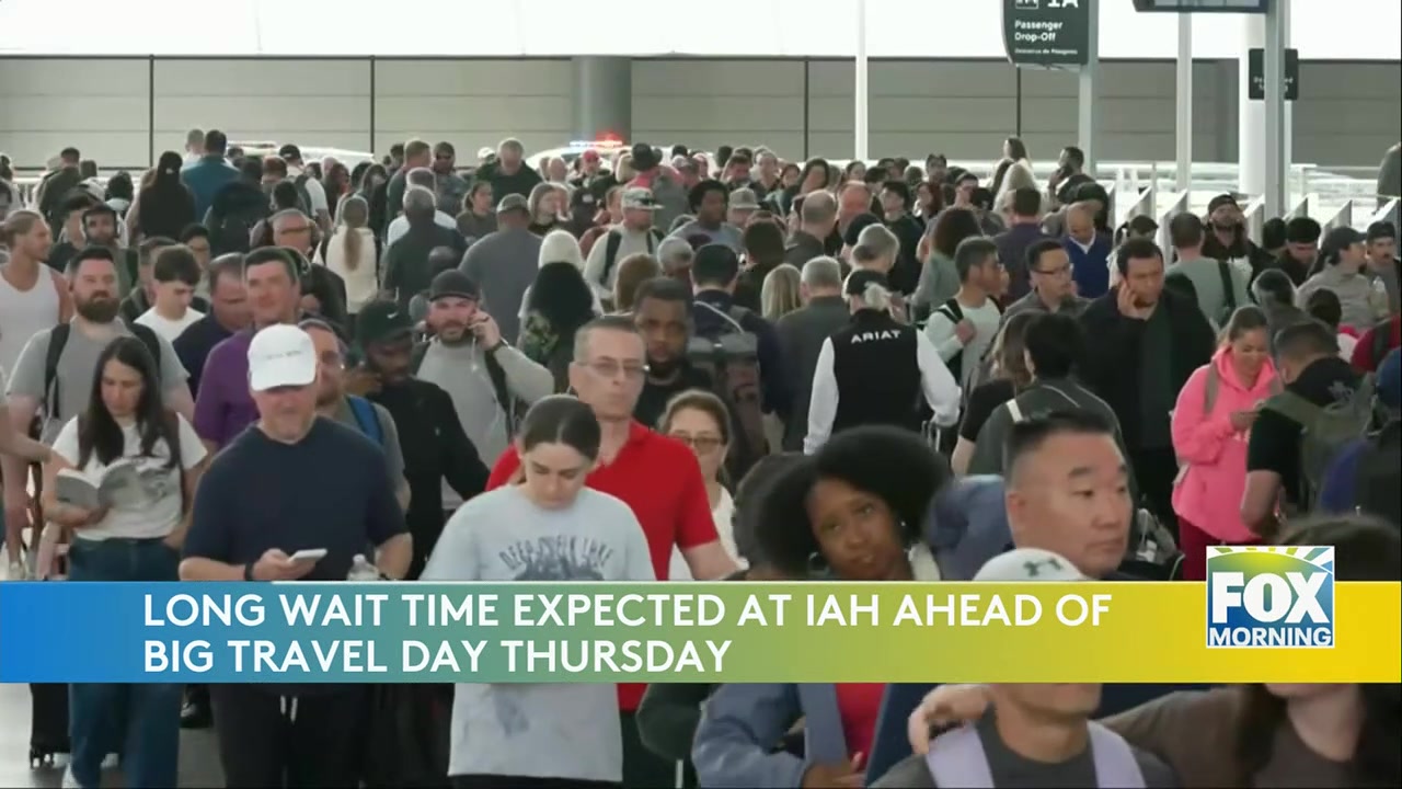 Houston Airport Warns Of Extended Wait Times Amid Major Events