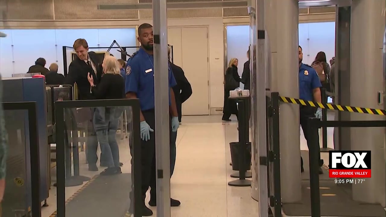 TSA Agents Begin Receiving Pay Amid Government Furlough