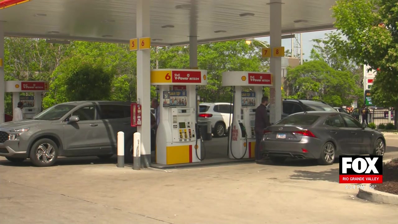 Gas Prices Texas: Fuel Prices Drop Slightly, Remain High After Global Oil Disruptions